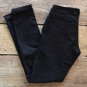 || black bold curve Levi’s